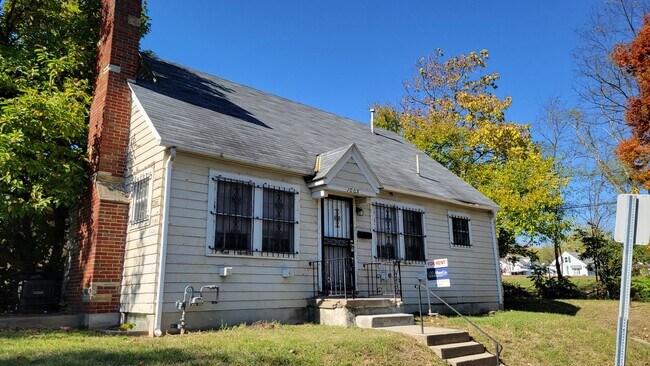 Primary Photo - 1005 Wheatley Ave