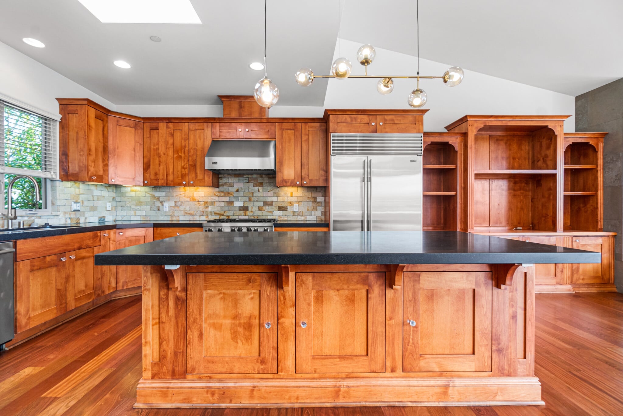 Large Kitchen Island - 1542 Manhattan Beach Blvd