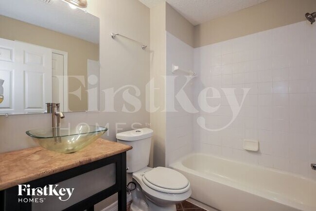 Building Photo - 5510 Bristol Bay Ln N