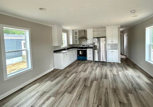 Building Photo - 30 1st St