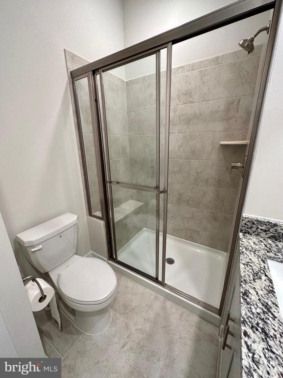 Building Photo - 2318 Woodlands Rd