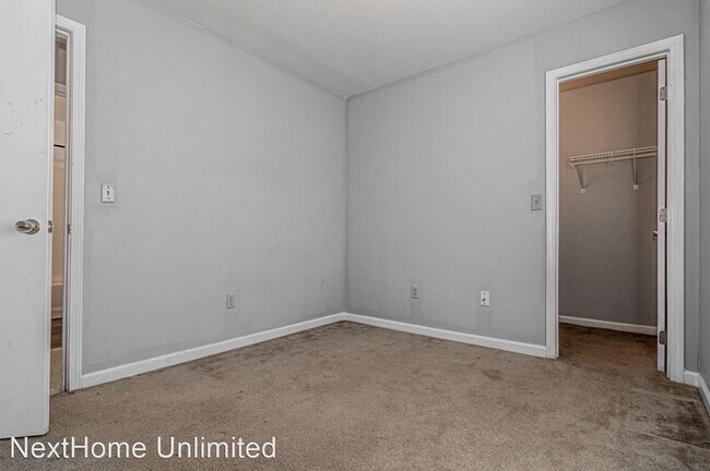 Building Photo - 3 br, 2 bath House - 311 Smith St.