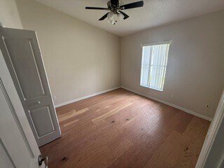 Building Photo - 804 Leeshore Ct