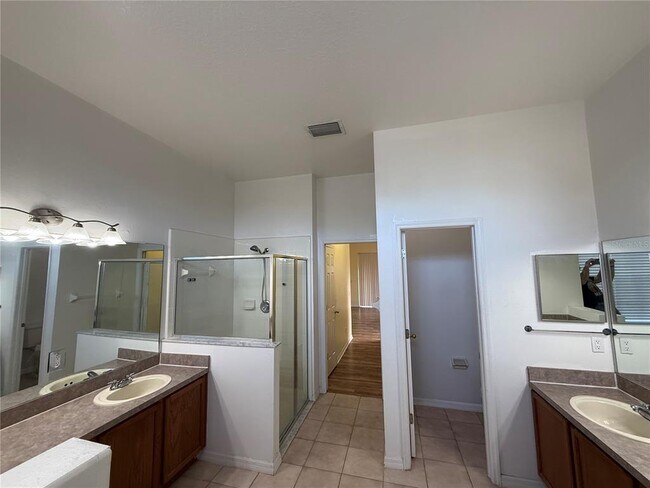 Building Photo - 12032 Timberhill Dr