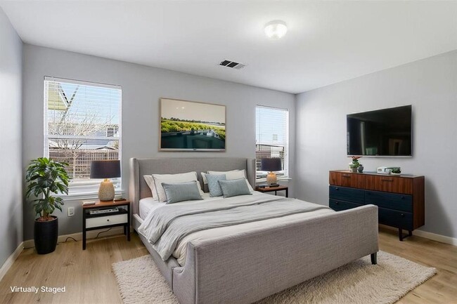 Building Photo - 2410 Charlie Harley Dr