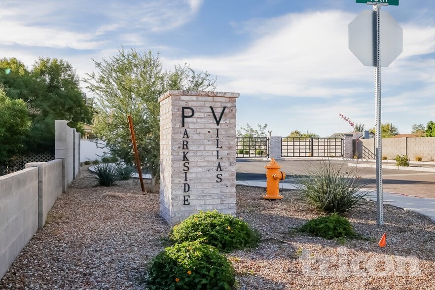 Building Photo - 4559 E Gary St