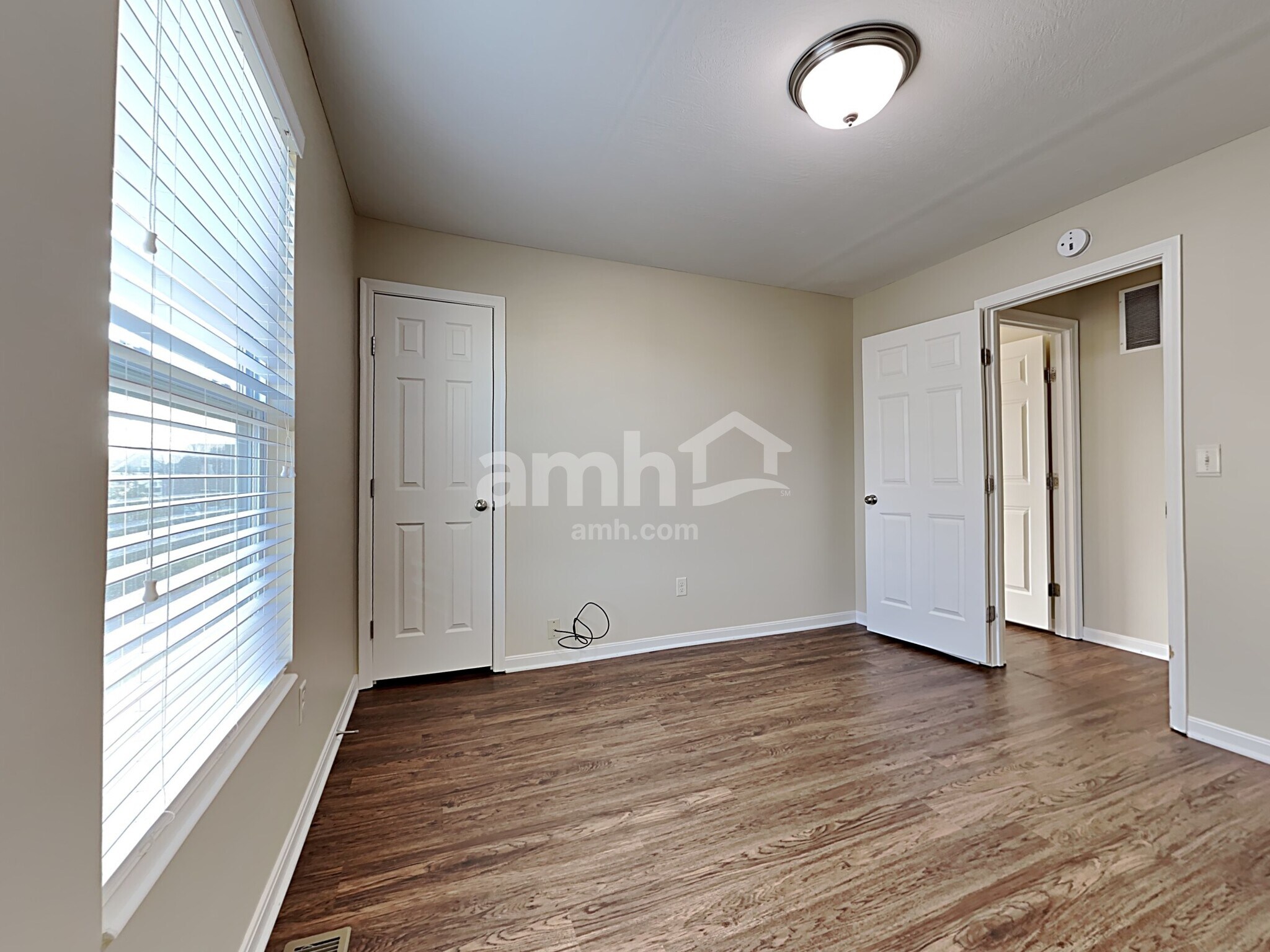 Building Photo - 4319 Hunting Hawk Dr