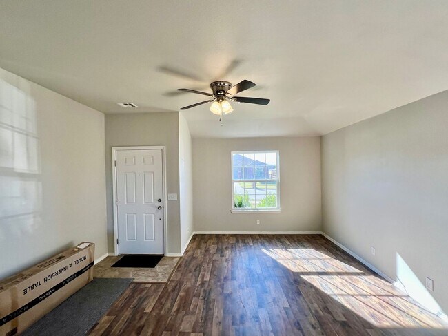 Building Photo - Well-maintained 3-bedroom, 2-bath single-story home built in 2016.