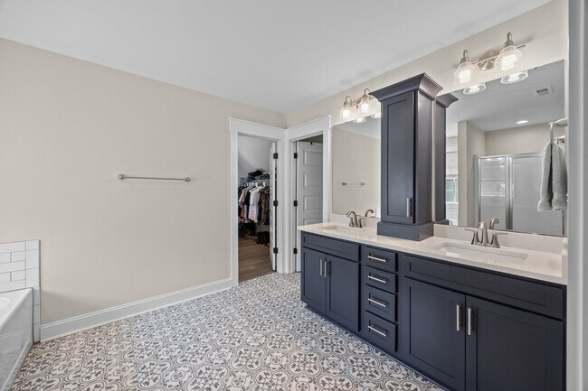 Building Photo - 3506 Sir James Ln