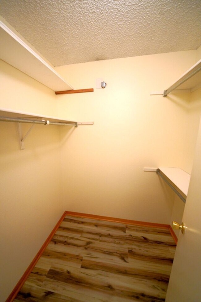 Building Photo - 4211 Colonneh Trail