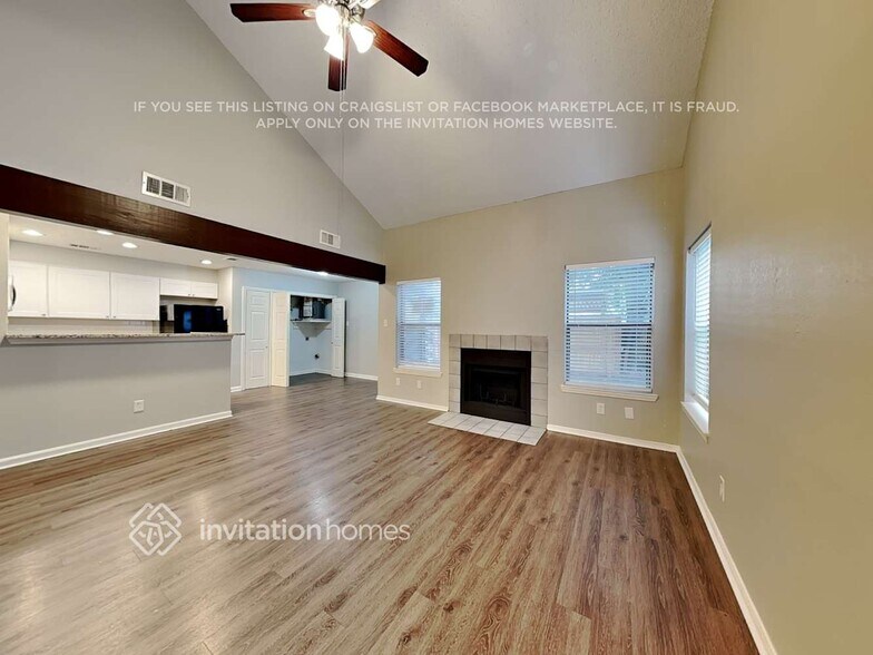 Building Photo - 2036 Pheasant Dr