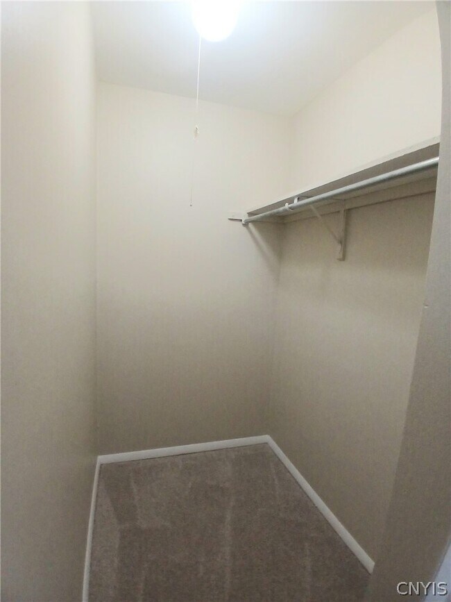 Building Photo - 8244 Mantova Dr