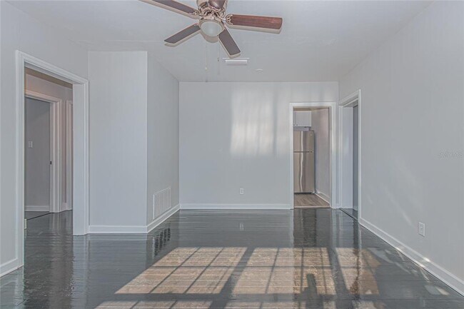 Building Photo - 414 N Boston Ave