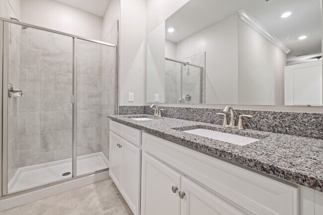 Building Photo - "Spacious 4-Bedroom Lutz Home gated commun...