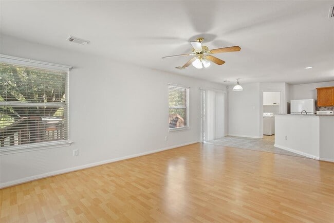 Building Photo - 1617 Gaylord Dr