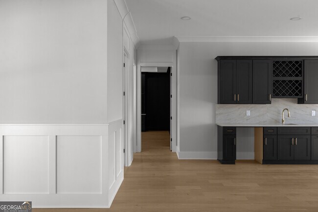 Building Photo - 407 Thunder Rd