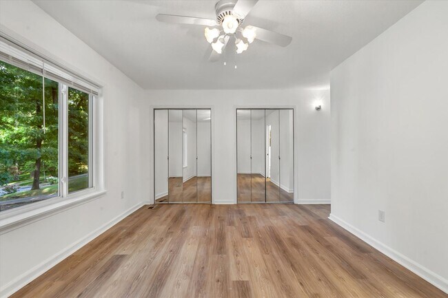 Building Photo - 4BR/3BA Updated Home – Quiet Cove + Fenced Yard!