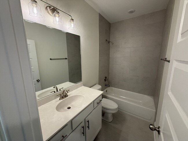 Building Photo - 7452 Newbury Dr