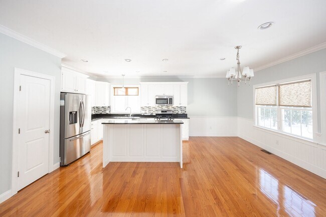 Building Photo - 4 Cyrus Way