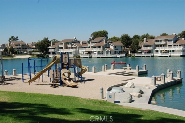 Building Photo - 56 Windjammer