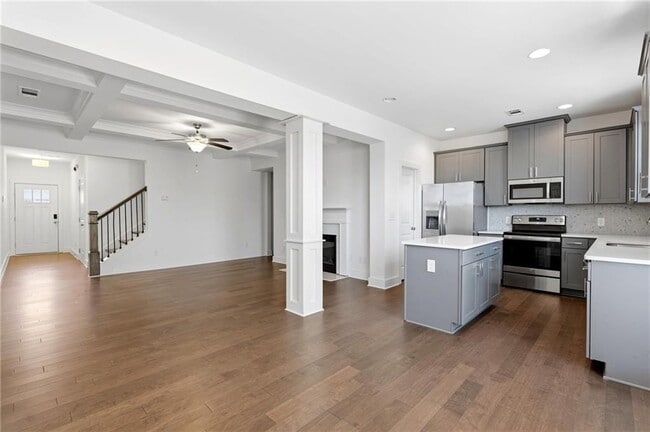 Building Photo - 2251 Mulsanne Dr