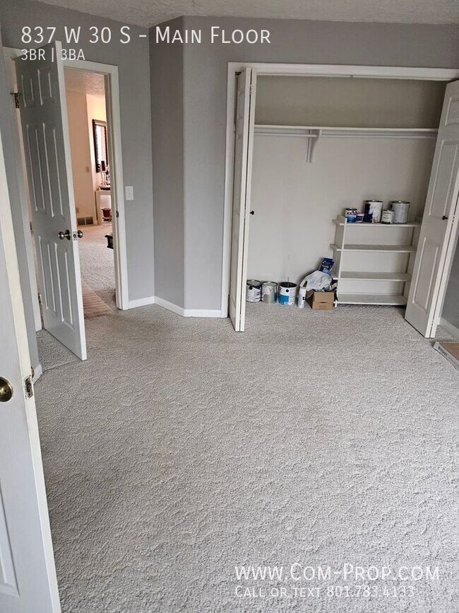 Building Photo - 837 W 30 S St