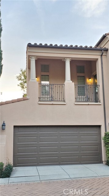 Building Photo - 61 Mission Bell