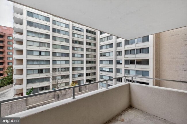 Building Photo - 4515 Willard Ave