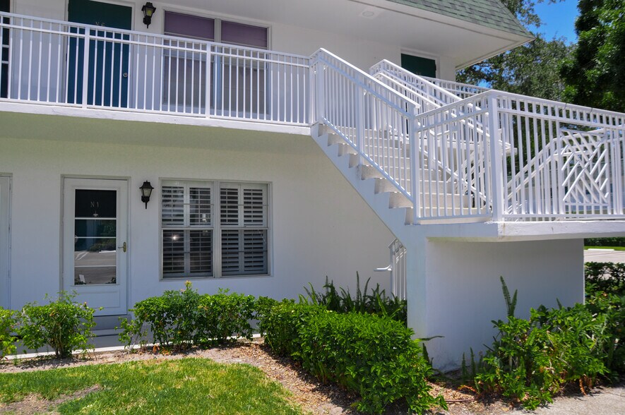 Building Photo - 2800 Indian River Blvd
