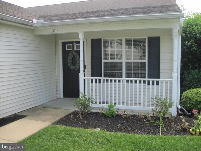 Building Photo - 7014 Seneca Ridge Dr