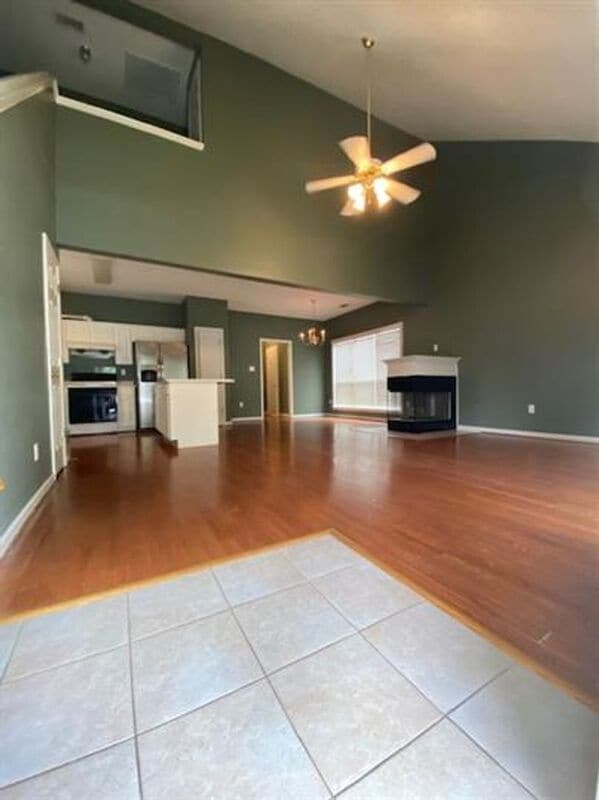 Building Photo - 1015 River Isle Cove