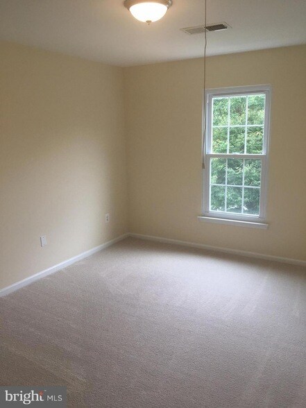 Building Photo - 12910 Belle Meade Trace
