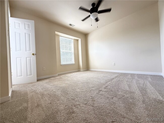 Building Photo - 2820 Goyne Loop
