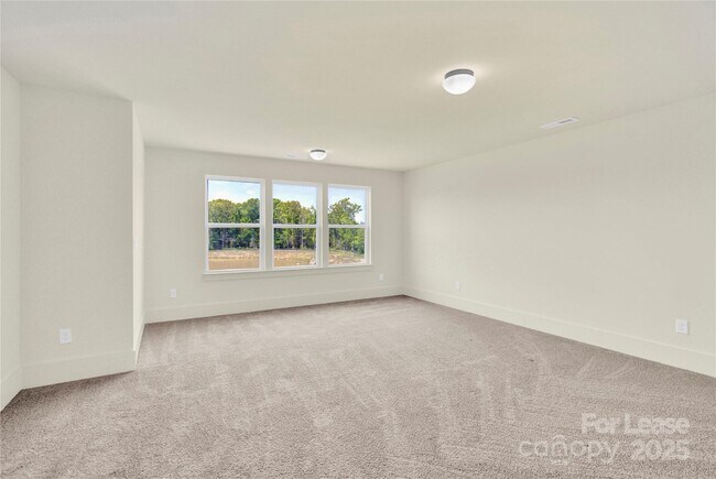 Building Photo - 207 Aspire Cir