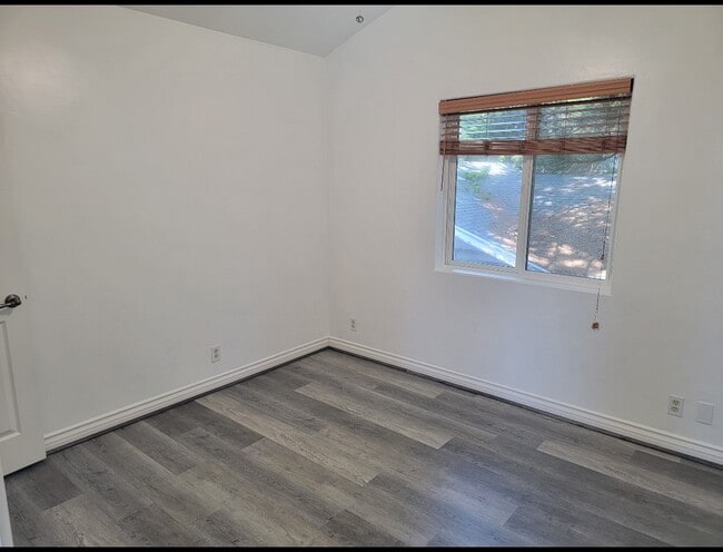 Building Photo - 26454 Apache Trail