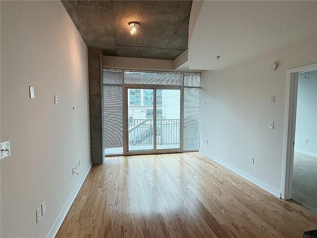 Building Photo - 250 Pharr Rd NE