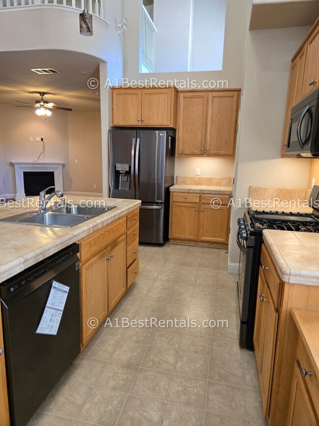 Building Photo - 1271 Grange Way