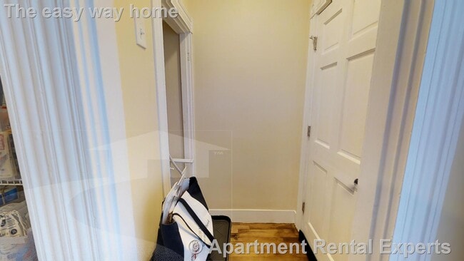 Building Photo - 5-7 Blake St Unit #1