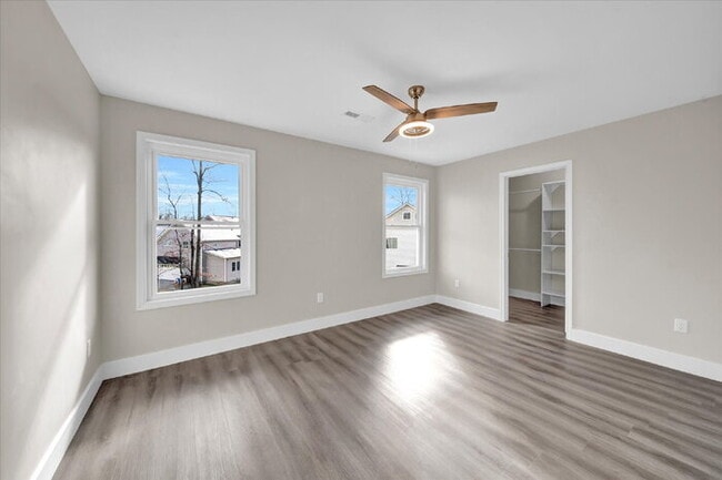 Building Photo - 15401 Adelay Ct