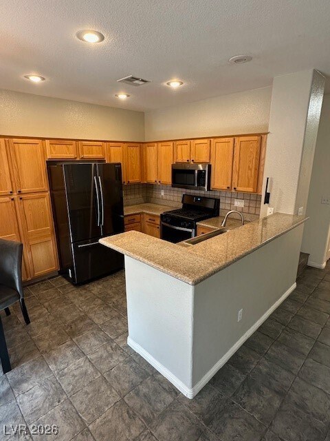 Building Photo - 683 Value Ridge Ave