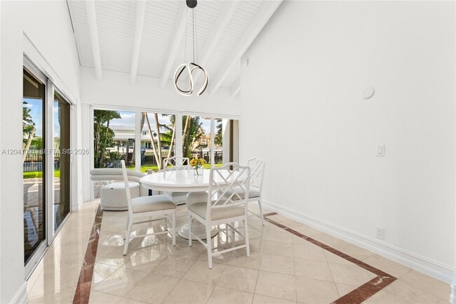 Building Photo - 18 Eleuthera Dr