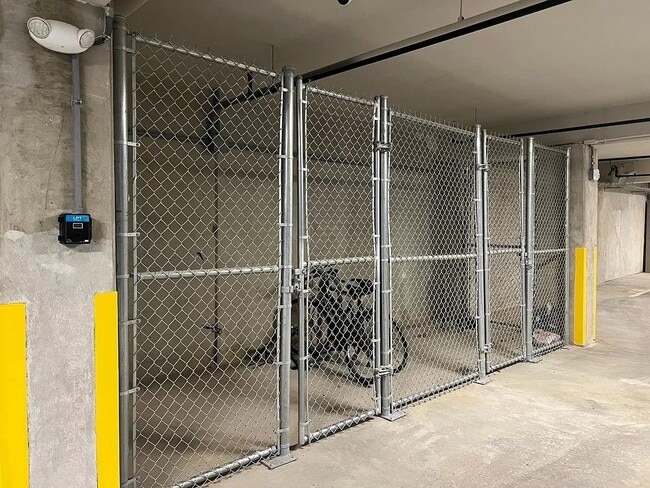 Building Photo - 2210 Wisconsin Ave NW