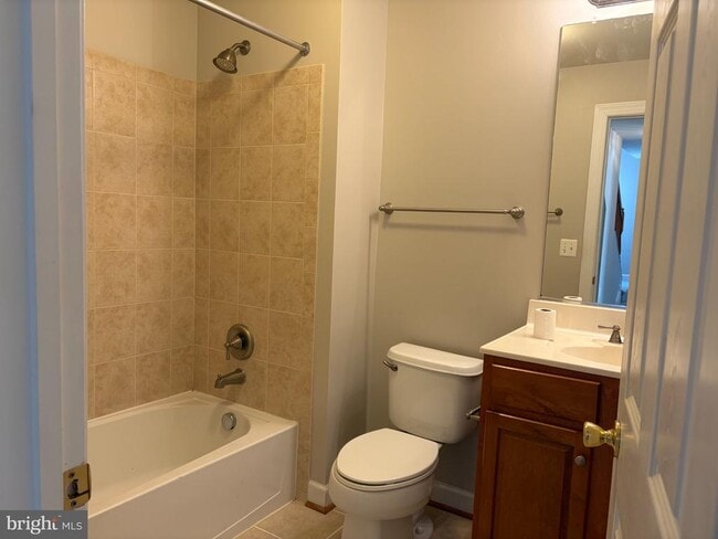 Building Photo - 13652 Venturi Ln