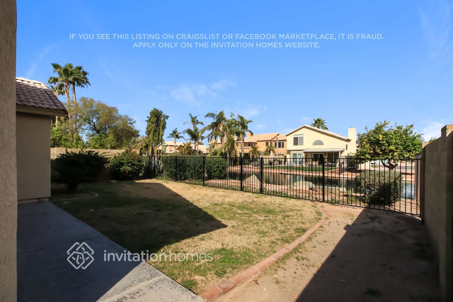Building Photo - 1260 E Cindy St