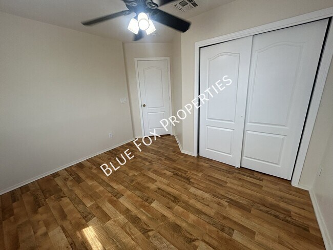 Building Photo - 5257 W Bobwhite Way