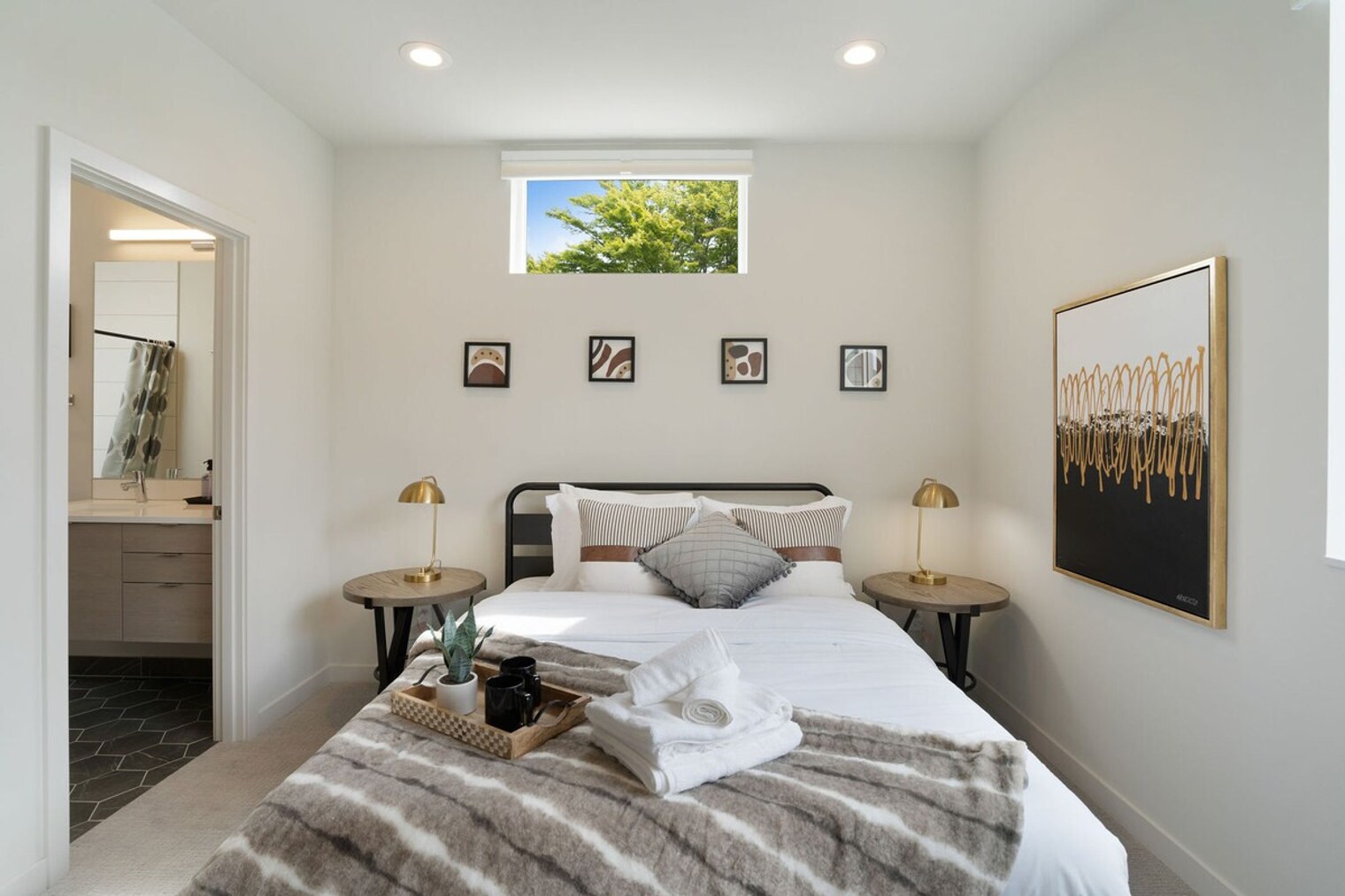 Building Photo - 4424 Burke Ave N