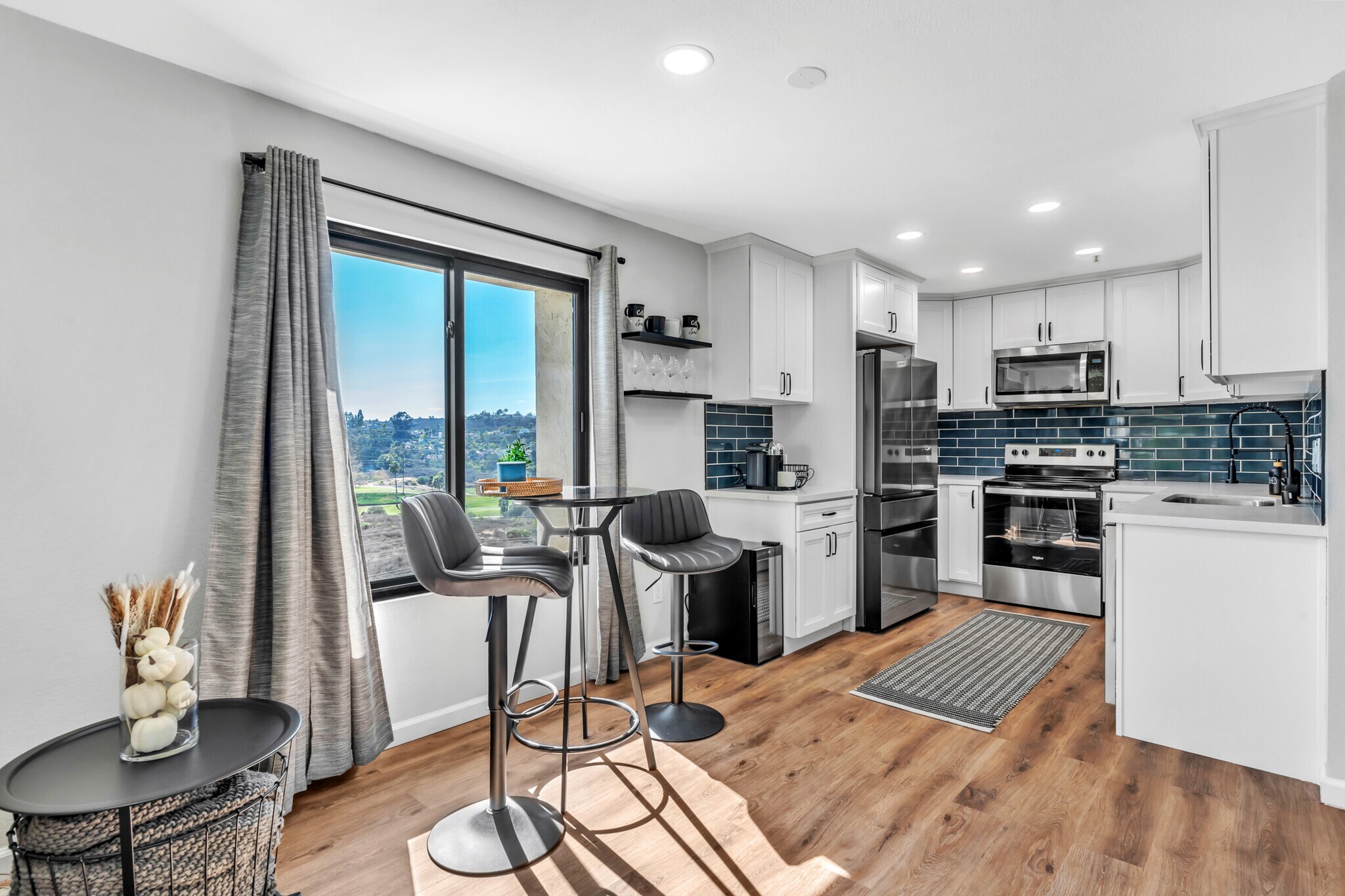 Building Photo - 11233 Tierrasanta Blvd