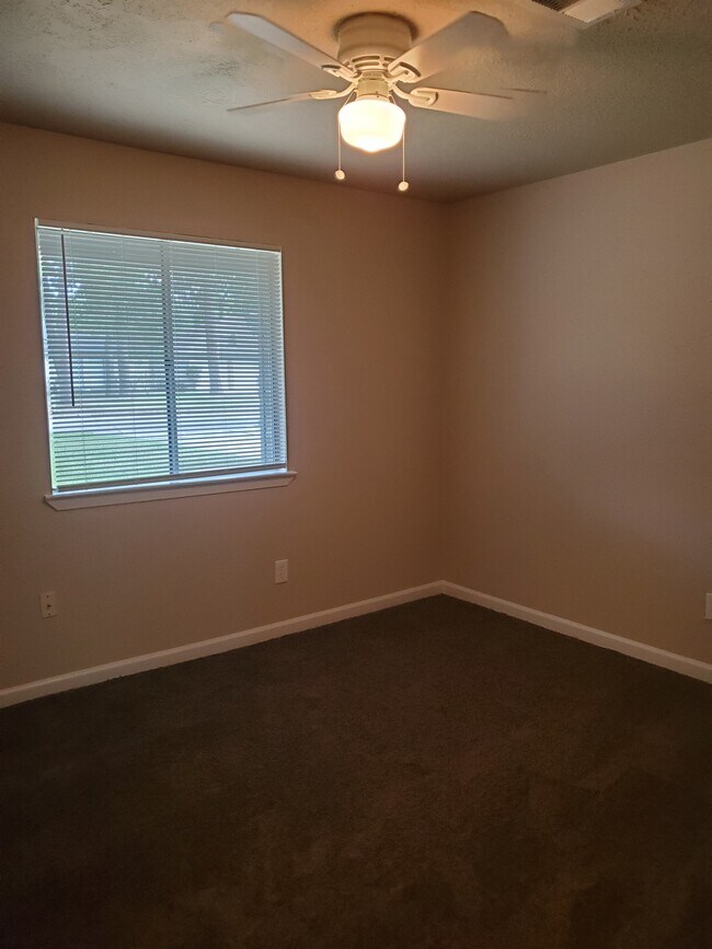 Building Photo - 4414 Monteith Dr