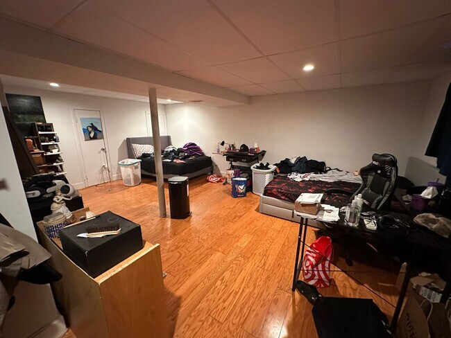 Building Photo - 117 Winston Dr