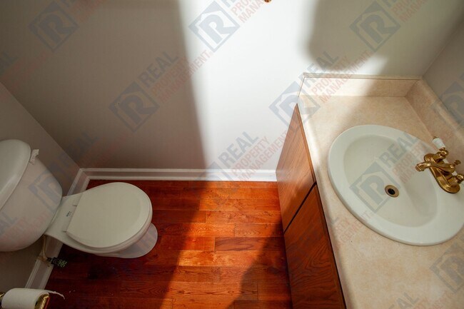 Building Photo - $1790 for Beautiful Durham Townhouse for Rent